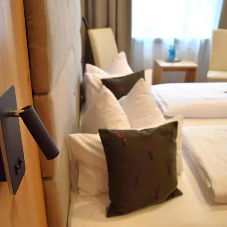 Hotel Zum Braeu Kinding Exterior foto